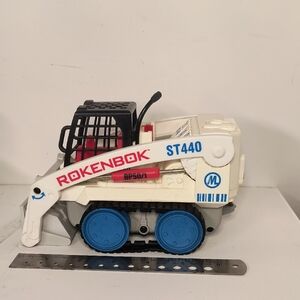 Rokenbok Wireless RC Skip Track ST440 Front End Loader Excavator 1997 as is.